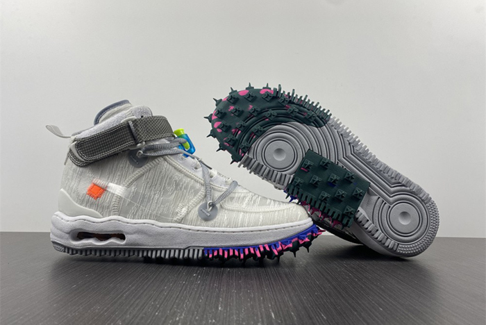 Off-White  x Nike AF1 DO6290-100