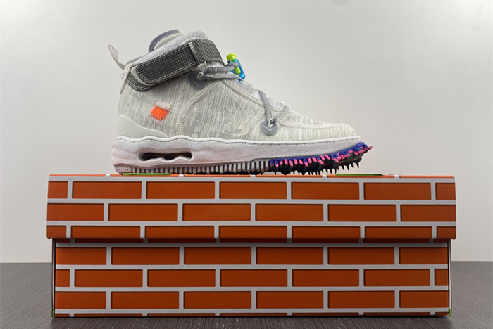Off-White  x Nike AF1 DO6290-100