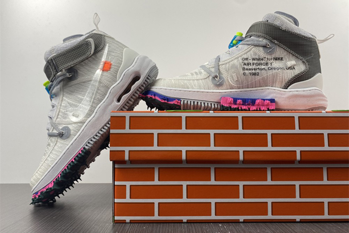 Off-White  x Nike AF1 DO6290-100