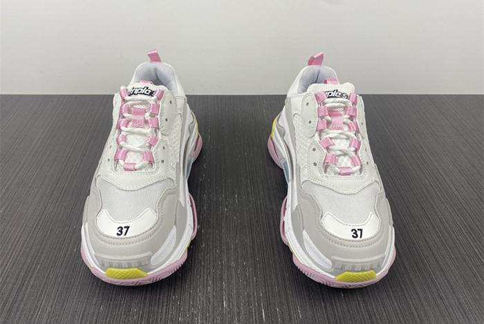 TRIPLE S SNEAKER 524039 W2FW4 7541