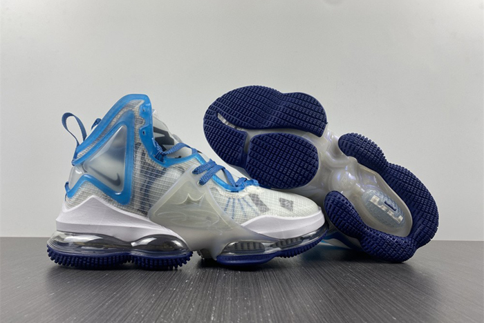 Nike Lebron 19 DC9342-100