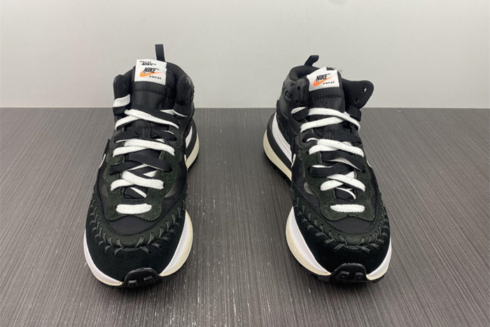 Nike Sacai DH9186-001