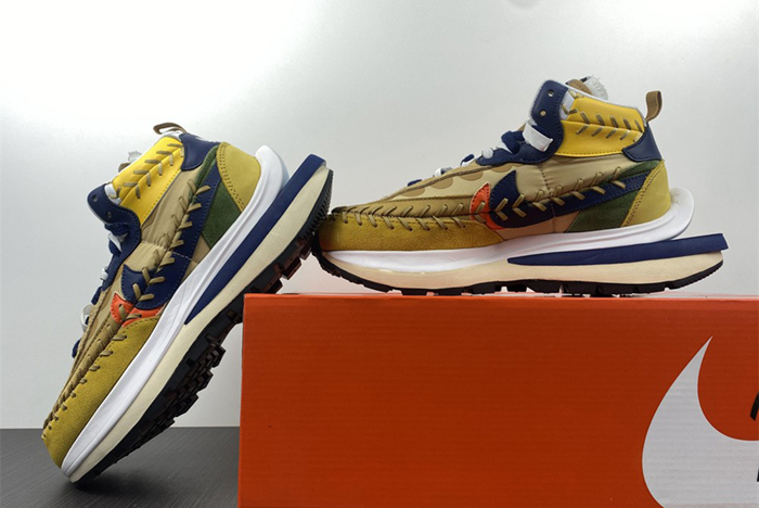 Sacai x Jean PauGaultier x Nike VaporWaffle   DH9186-200