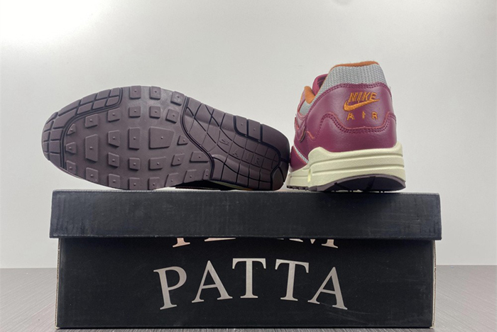 Nike Air Max 1/P  DO9549-001
