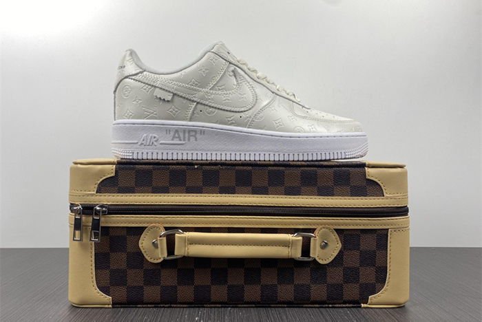 AIR JORDAN AJ7 TOPAZ MIST 442960-104