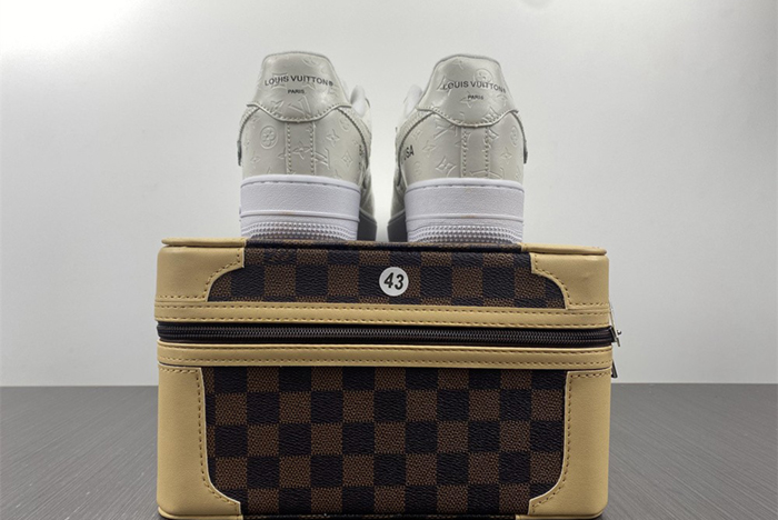 AIR JORDAN AJ7 TOPAZ MIST 442960-104