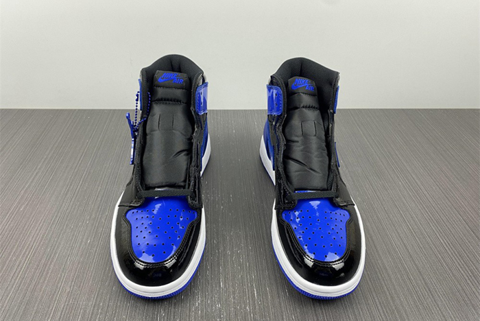 Air Jordan 1 Retr o OG 555088-404  X4