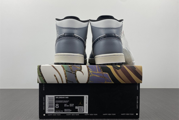 Air Jordan 1 Mid  554724-170
