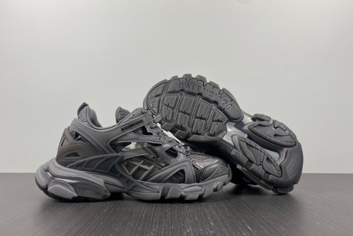 Ba*len*cia*ga track trainer 4.0  8101551033