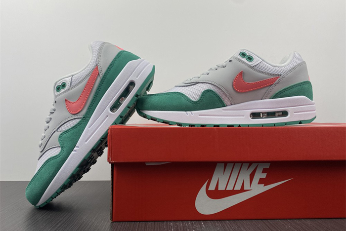Nike Air Max Anniversary Watermelon  AH8145-106