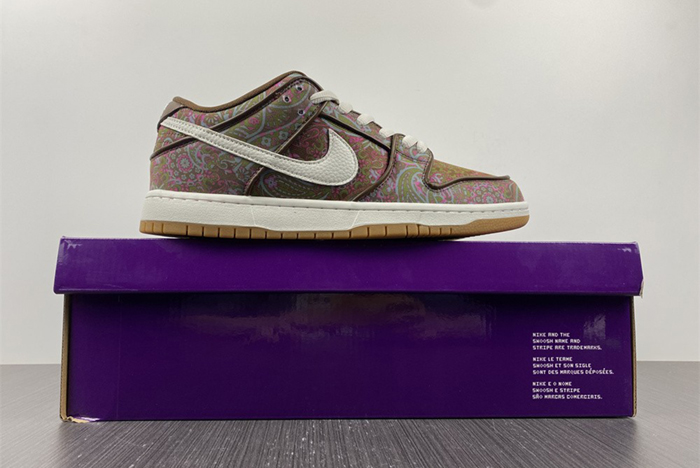 NIke SB Dunk Low “Paisley”  DH7534-200
