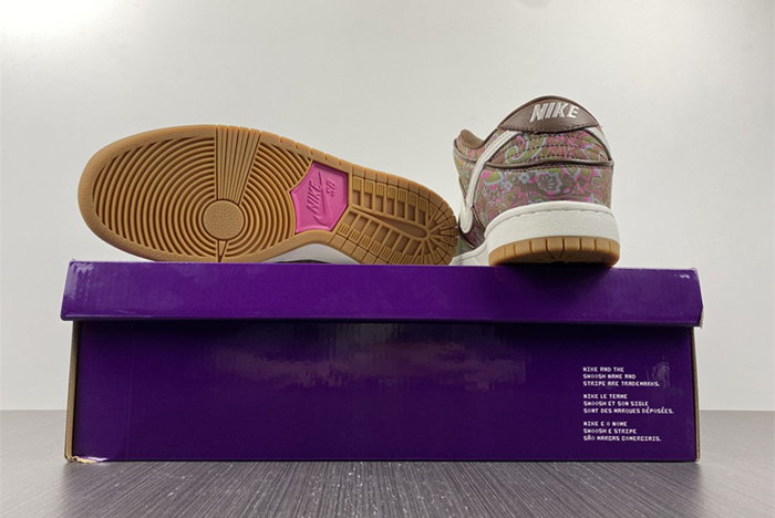 NIke SB Dunk Low “Paisley”  DH7534-200