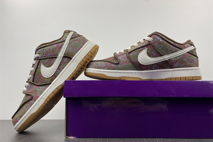 NIke SB Dunk Low “Paisley”  DH7534-200