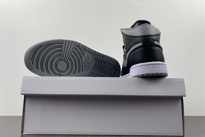 Air Jordan 1 Mid AJ1 BQ6472-007