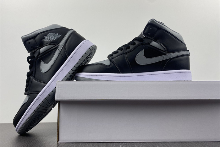 Air Jordan 1 Mid AJ1 BQ6472-007