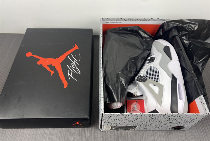 Air Jordan 4 Retro  CT8527 021