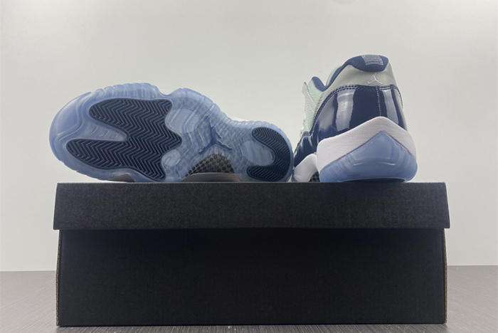 Air Jordan 11 Low  528895-007
