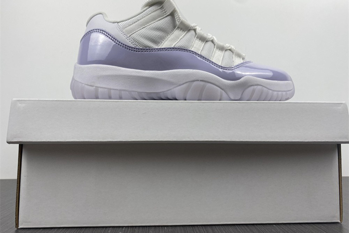 Air Jordan 11 Low”WMNS PURE VIOLET  AH7860-101