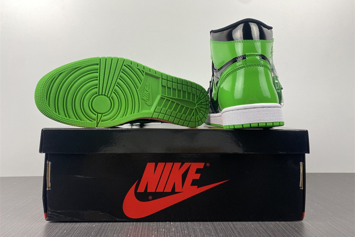 Air Jordan 1 Retro  OG  555088-030 X4