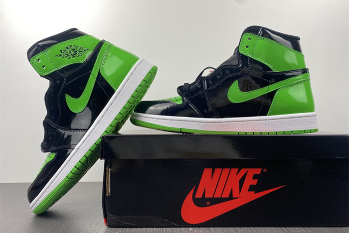 Air Jordan 1 Retro  OG  555088-030 X4