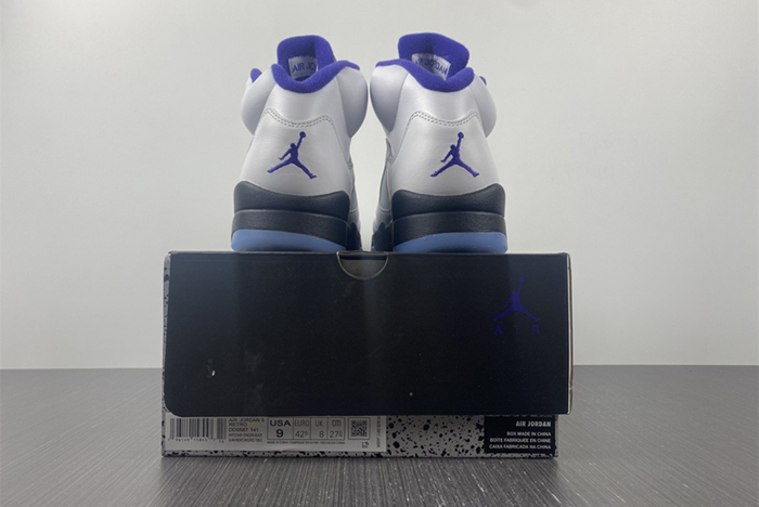 Air Jordan 6 “Midnight Navy”  DD0587-141