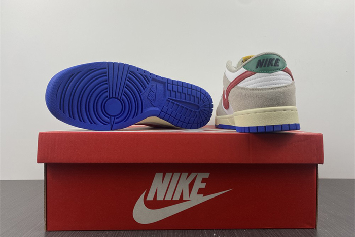 NIKE SB Dunk Low  DX6037-781
