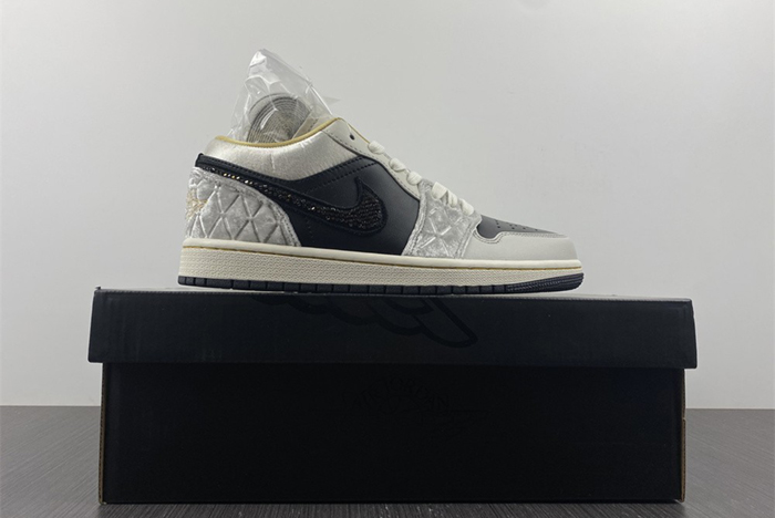 AIR JORDAN 1 LOW SE  DV1762-001