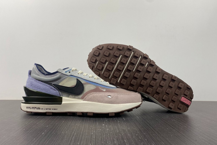 NIKE Waffle One  DM5446-701