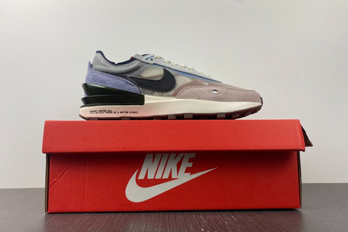 NIKE Waffle One  DM5446-701