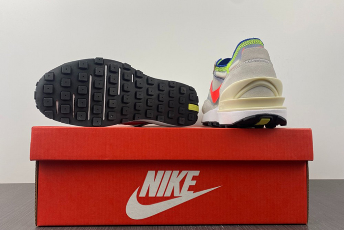 NIKE Waffle One  DA7995-101
