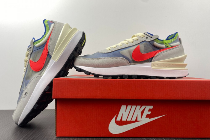 NIKE Waffle One  DA7995-101
