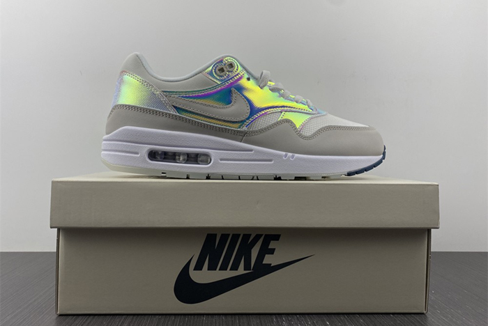 Nike Air Max 1 AMD La Ville Lumière  DQ9326-100