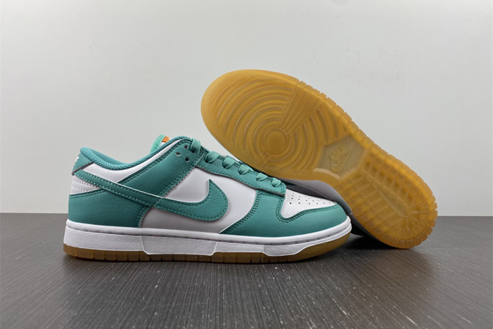 Nike Dunk Low “Turquoise and Orange”  DV2190-100