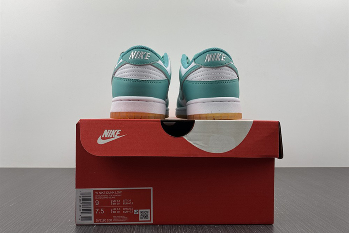 Nike Dunk Low “Turquoise and Orange”  DV2190-100