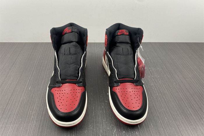 Air Jordan 1 Retro High Bred Toe OG 555088-610