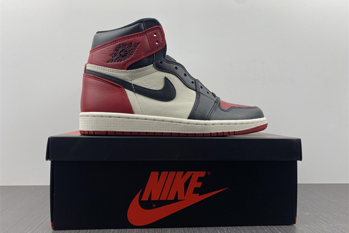Air Jordan 1 Retro High Bred Toe OG 555088-610
