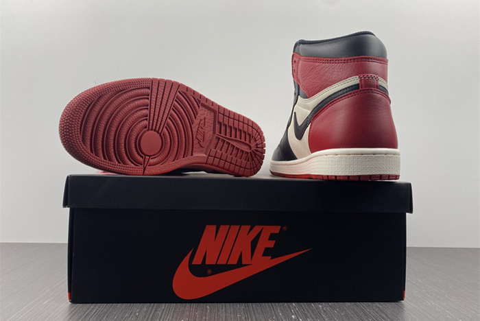 Air Jordan 1 Retro High Bred Toe OG 555088-610