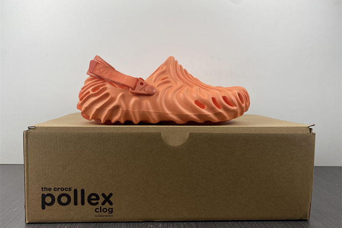 Salehe Bembury × Crocs Pollex Clog  207393-6RL