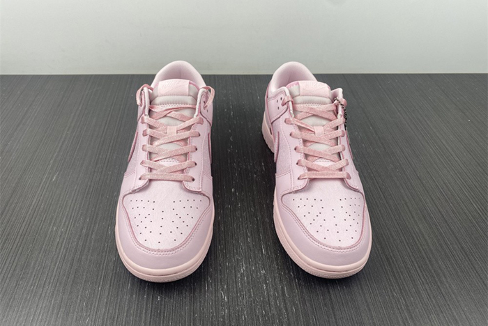 Nike Dunk Low Pink  921803-601