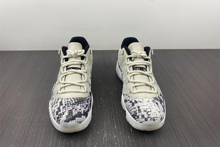 Air Jordan 11 Low "Snakeskin"  CD6846-002