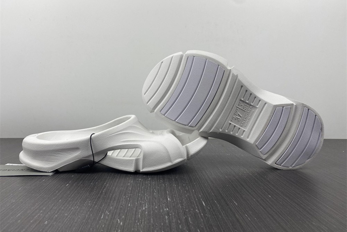 Ba*len*cia*ga  677403 w3rb3 4912 white slide