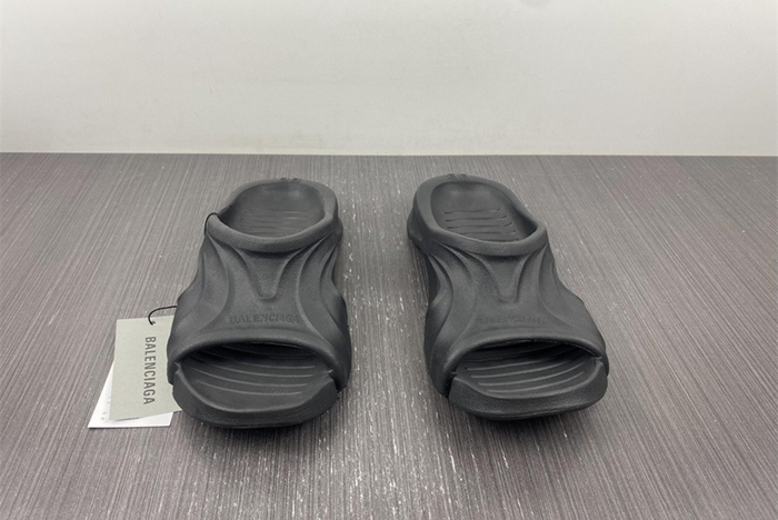 Ba*len*cia*ga  677403 w3rb3 4912 black slide