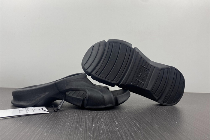 Ba*len*cia*ga  677403 w3rb3 4912 black slide