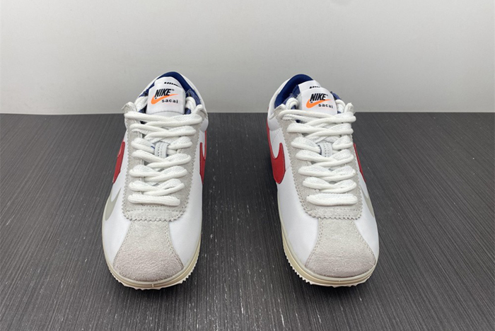 Sacai x Nike  Zoom Cortez 4.0  DQ0581-100