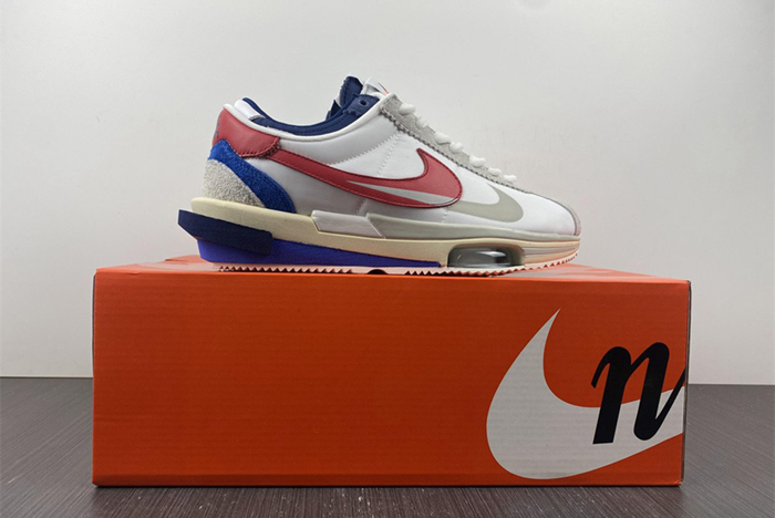 Sacai x Nike  Zoom Cortez 4.0  DQ0581-100
