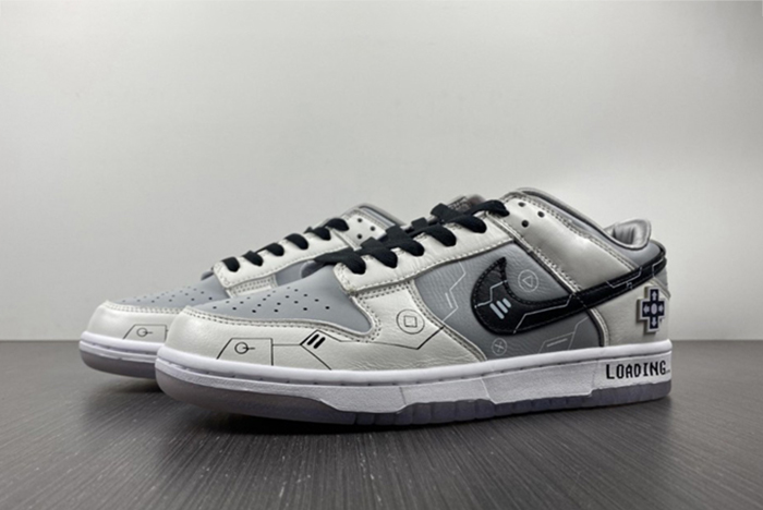 Nike SB Dunk Low  DD1768-400