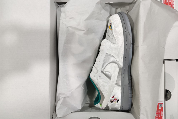 “Nike Dunk Low"Ice and Snow Festival" DO2326-001