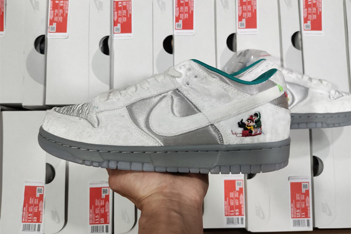 “Nike Dunk Low"Ice and Snow Festival" DO2326-001