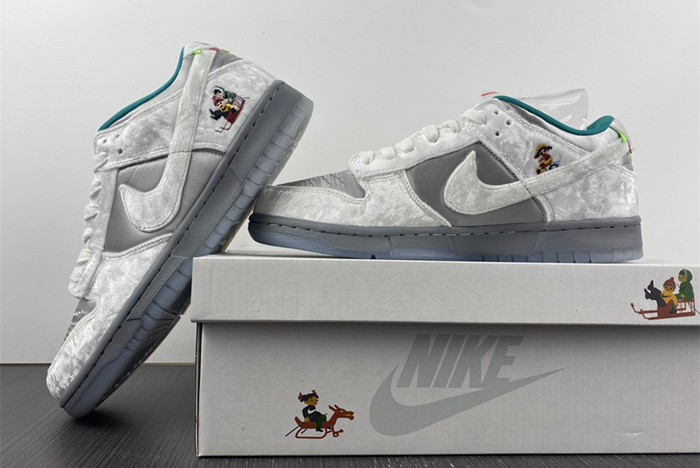 “Nike Dunk Low"Ice and Snow Festival" DO2326-001