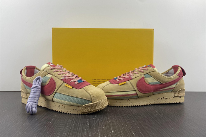 Union x Nike Cortez DR1413-200